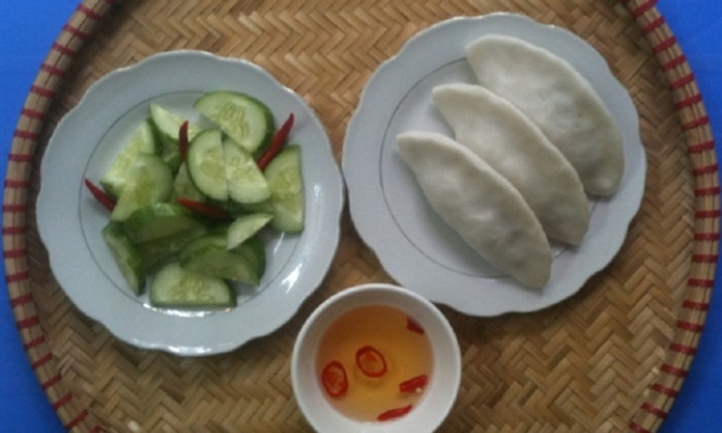 Bánh tai (ear cake), a must-try dish from Phú Thọ Province, the land of the Hùng Kings