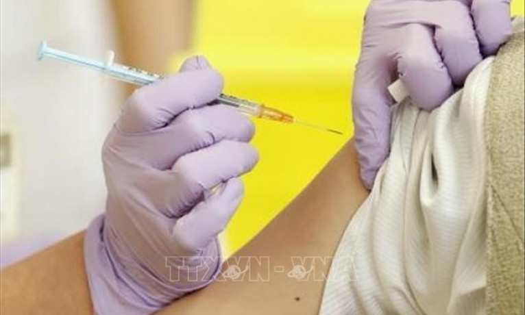 Nhật Bản triển khai tiêm mũi thứ ba cho người dân vào năm 2022