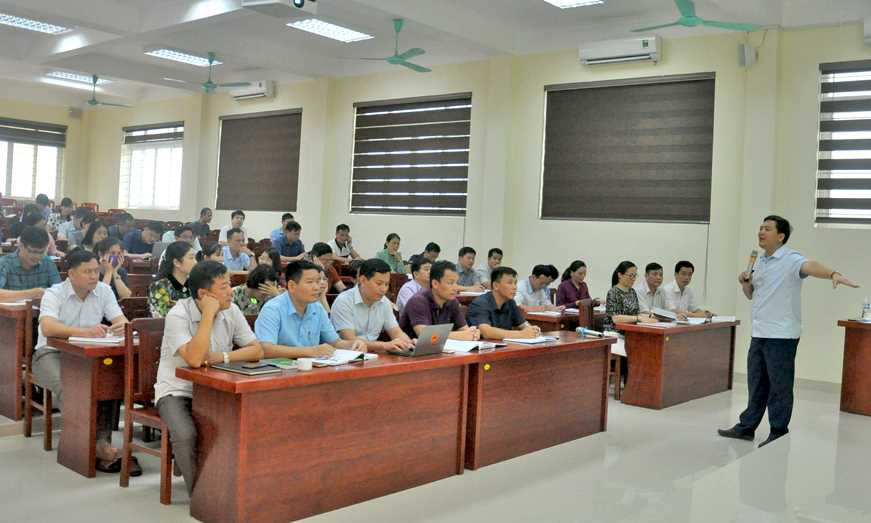 Ưu tiên hàng đầu cho nguồn nhân lực chất lượng cao