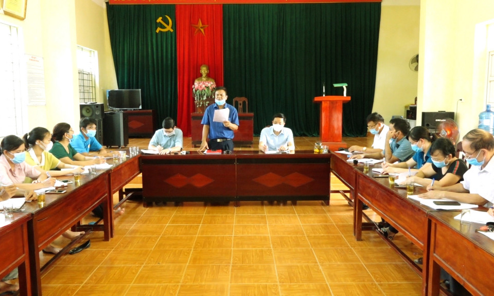 Trưởng Ban Dân vận Tỉnh ủy Nguyễn Văn Hồi dự sinh hoạt chi bộ thôn Tân Tiến, xã Đồn Đạc (Ba Chẽ)