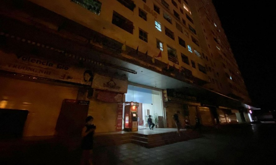 Hà Nội: Rơi từ tầng 12 chung cư Linh Đàm, một bé gái tử vong tại chỗ