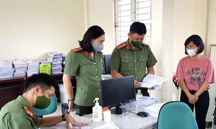 Đường dây làm giả giấy khám sức khỏe có sự tham gia của bác sỹ, nhân viên y tế