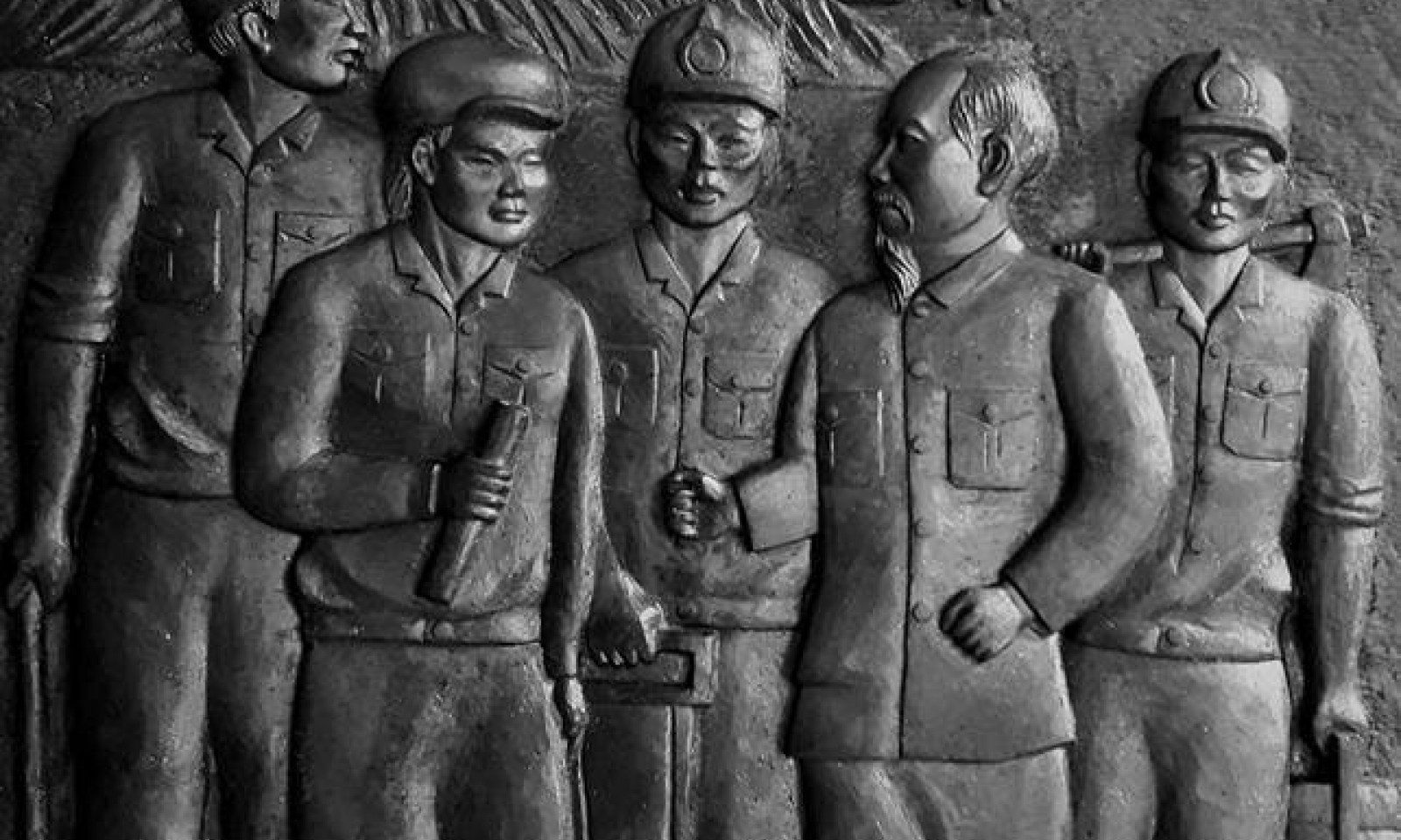 Đưa than đá trở về cố đô Huế