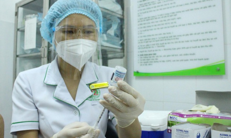 Chuyên gia y tế: Cần khẩn cấp tiêm vắc xin ngừa COVID-19 cho phụ nữ mang thai