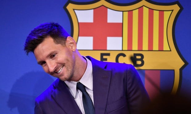 Messi đạt thỏa thuận chuyển tới PSG, đã bay sang Paris ký hợp đồng