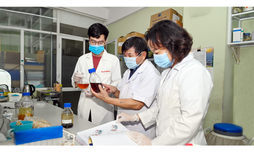 Ưu tiên nguồn lực phát triển thuốc điều trị Covid-19