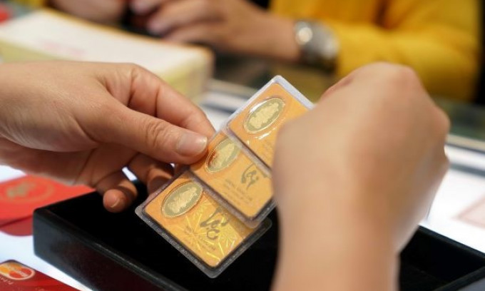 Giá vàng hôm nay 12.8.2021: SJC tăng lại 200.000 đồng sau một đêm