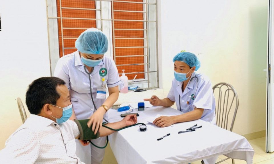 Nâng cao chất lượng khám, chữa bệnh cho nhân dân