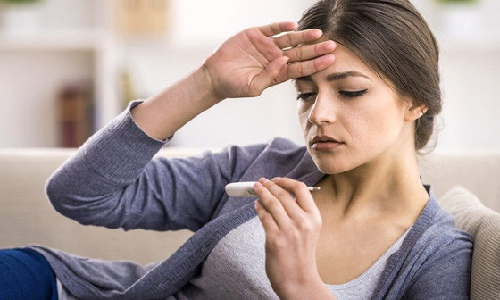 Cách phân biệt triệu chứng của COVID-19 và tác dụng phụ của vaccine