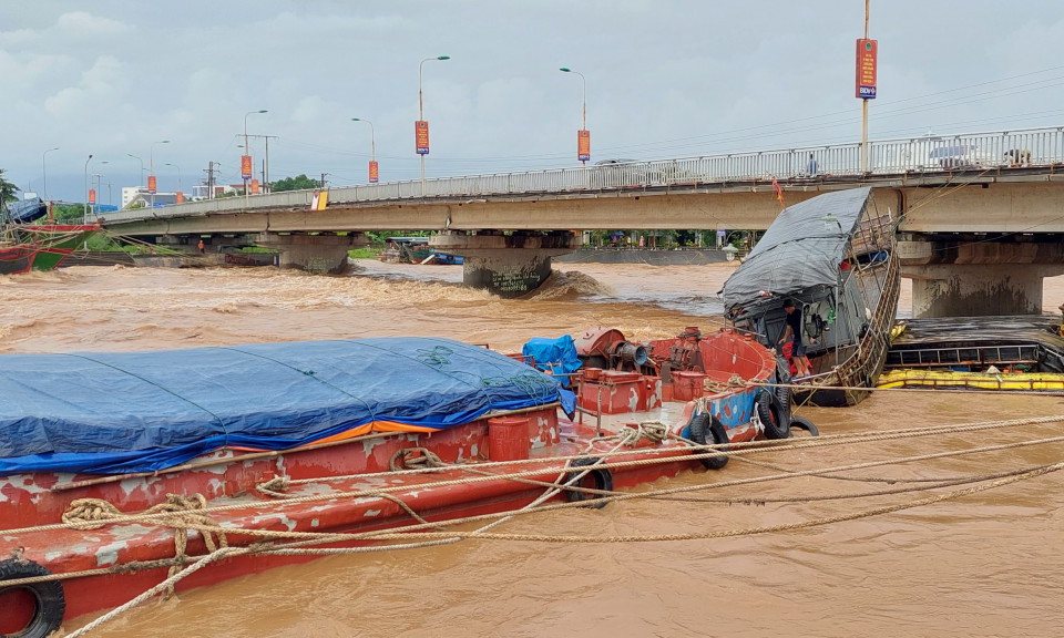 Hải Hà: Nước lũ dâng cao gây ngập một số khu vực 