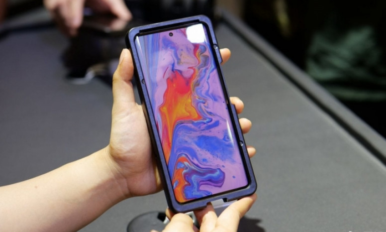 iQOO 8 lộ điểm hiệu năng chơi game ấn tượng, giá rẻ hơn iPhone 13
