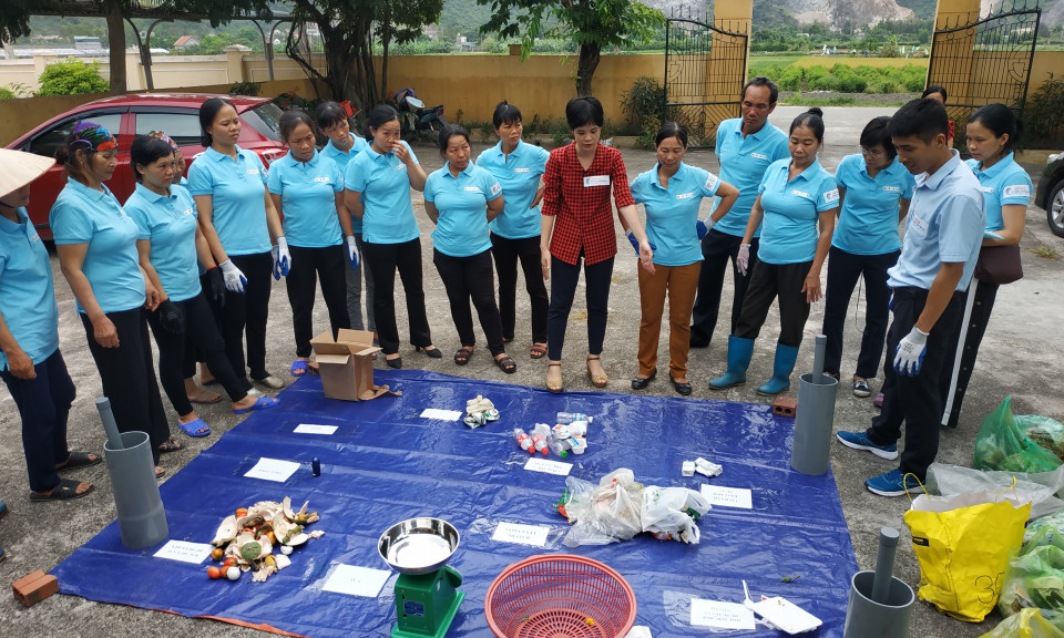 Chung tay giảm thiểu ô nhiễm môi trường ven biển