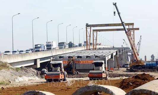 Từ nay đến cuối năm sẽ khởi công 12 dự án