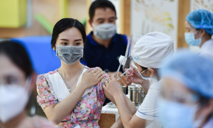 Biến chủng Delta bị tiêu diệt nhanh hơn ở người đã tiêm vaccine