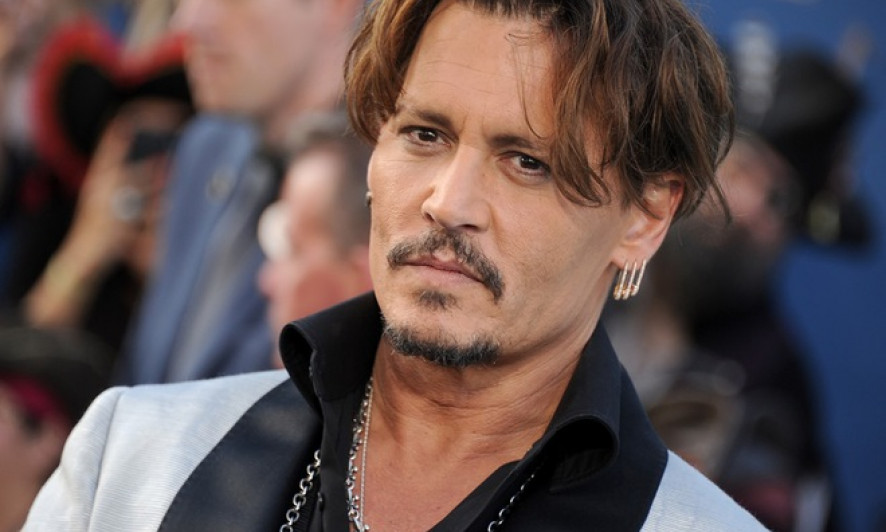 Johnny Depp cay đắng vì ly hôn, bị tẩy chay và sự nghiệp đình trệ