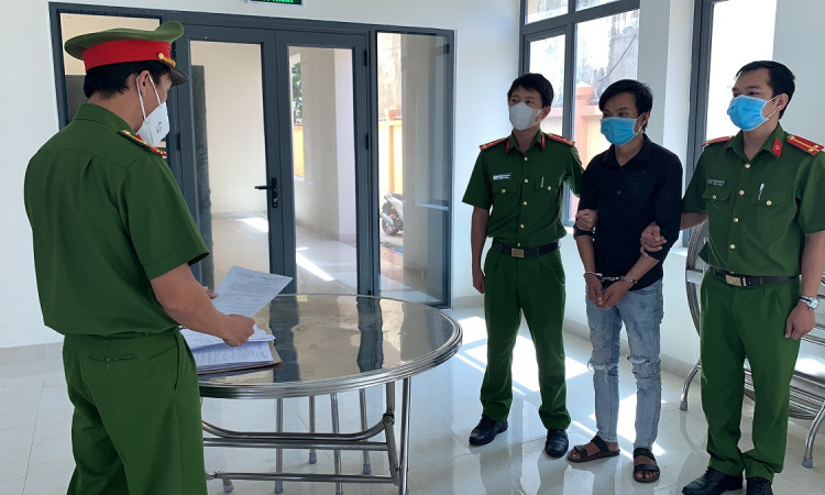 Xử lý nghiêm đối tượng vượt chốt kiểm dịch, tấn công lực lượng làm nhiệm vụ