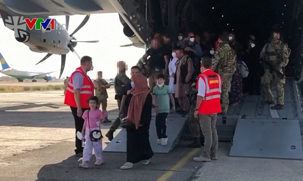 Liên Hợp Quốc rút bớt nhân viên khỏi Afghanistan
