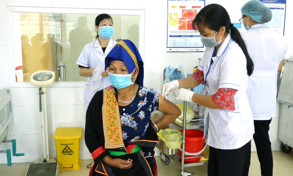 Đảm bảo cho chiến dịch tiêm vắc xin diện rộng an toàn, đúng tiến độ 