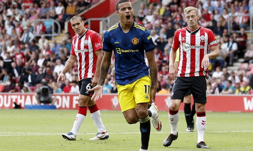 Man Utd chia điểm trên sân Southampton