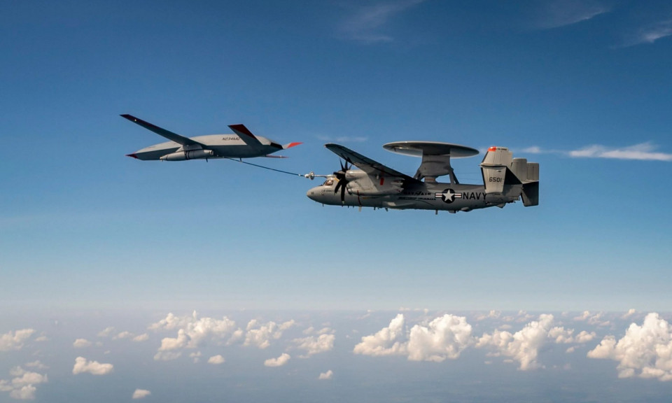 MQ-25 Stingray - UAV đầu tiên tiếp nhiên liệu thành công cho máy bay khác trên không
