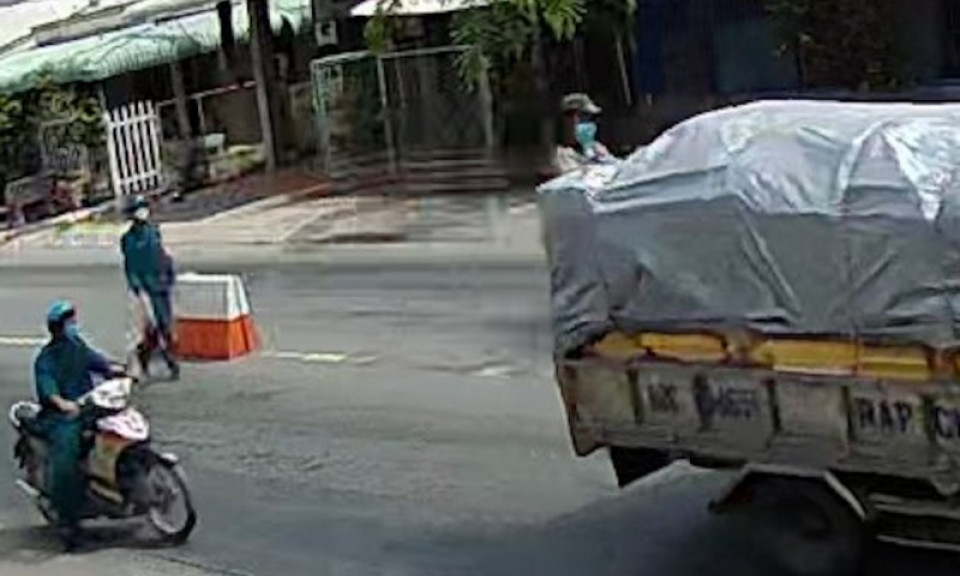 Đối tượng truy nã nhiễm HIV giai đoạn cuối "đu" xe tải vượt chốt kiểm soát dịch