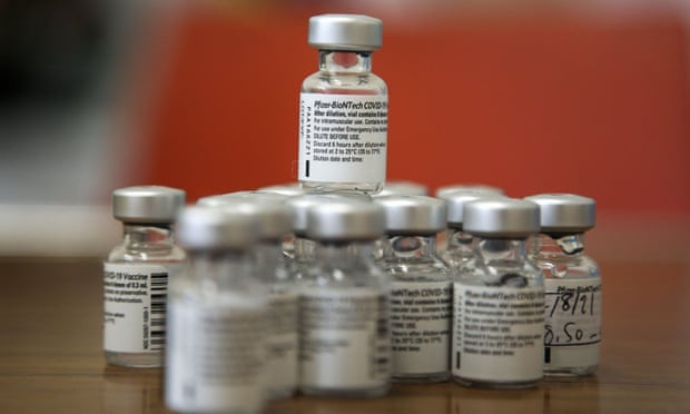 Mỹ phê duyệt hoàn toàn vaccine Covid-19 đầu tiên