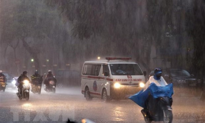 Các khu vực mưa dông, vùng núi mưa lớn đề phòng lũ quét, sạt lở đất