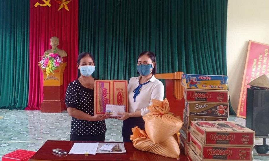 Phụ nữ Đầm Hà: Gửi 144 triệu đồng, 1.532kg gạo giúp đồng bào miền Nam chống dịch