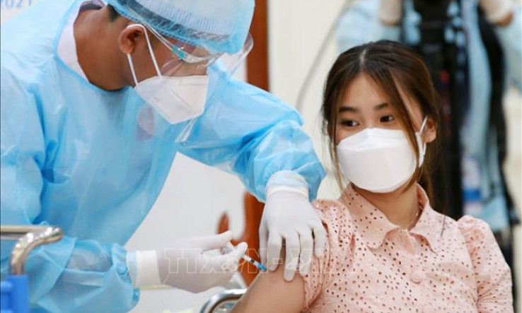 Chậm tiêm vaccine sẽ khiến kinh tế thế giới thiệt hại hơn 2.300 tỷ USD