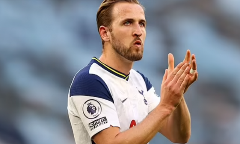 Tottenham trao hợp đồng cực khủng, giữ chân Kane đến 2027