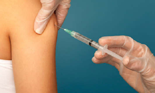 Bị viêm ruột mạn tính có được tiêm vaccine COVID-19?