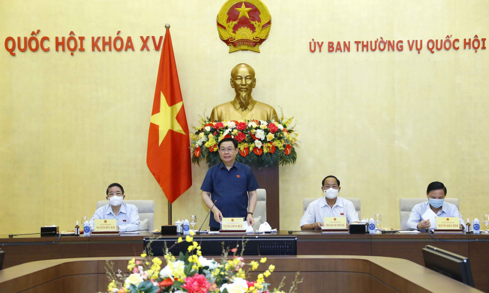 Chủ tịch Quốc hội nghe báo cáo về việc chuẩn bị giám sát trong năm 2022