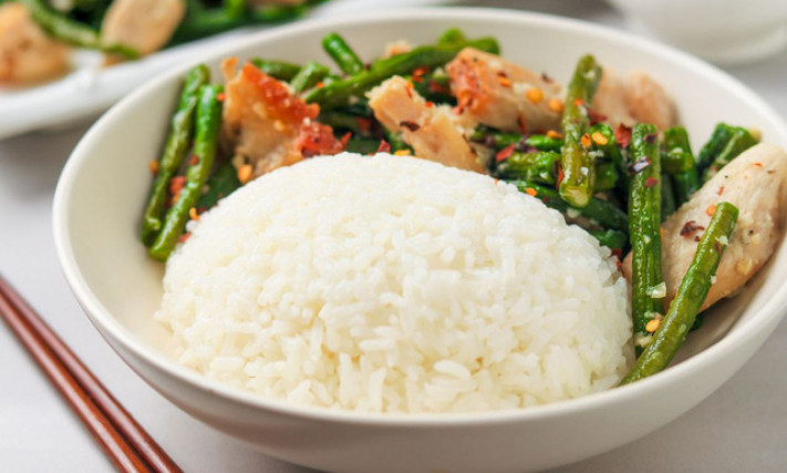 Ăn chay đúng cách giúp người cao tuổi phòng ngừa bệnh tật