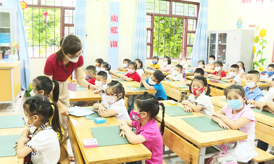 Chủ động các phương án đón học sinh ở ngoài tỉnh trở về