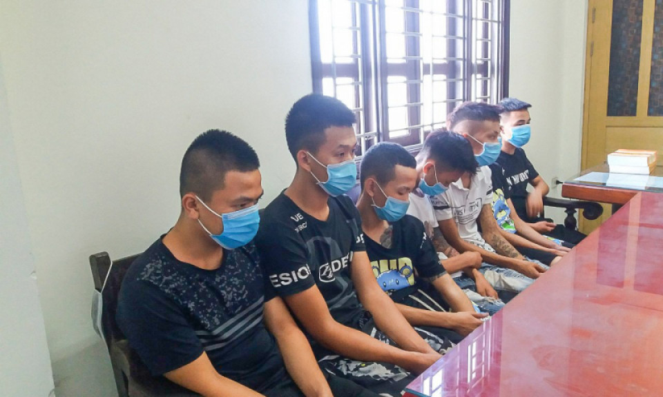 Băng cướp "tuổi teen" chuyên chặn xe cướp tài sản lúc nửa đêm