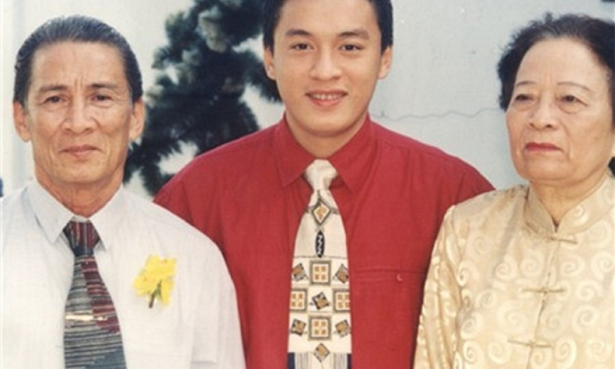 Ca sĩ Lam Trường đau buồn báo tin cha qua đời