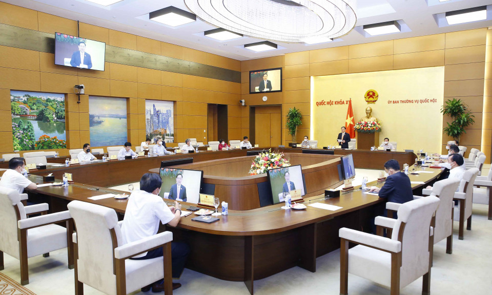 Chủ tịch Quốc hội làm việc với Tổ công tác thực hiện Nghị quyết liên quan tới phòng, chống COVID-19