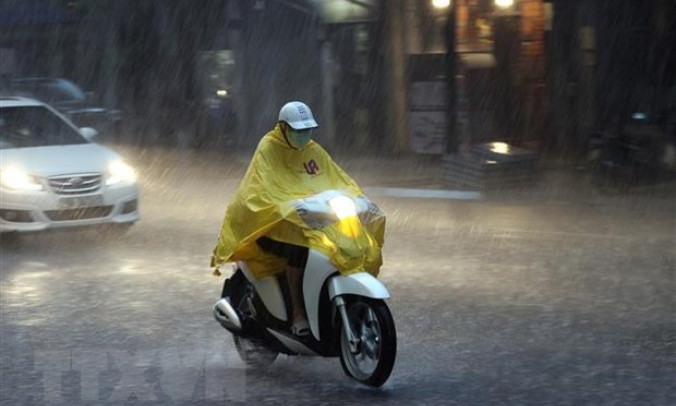 Hầu hết các khu vực đều có mưa dông, kèm thời tiết nguy hiểm