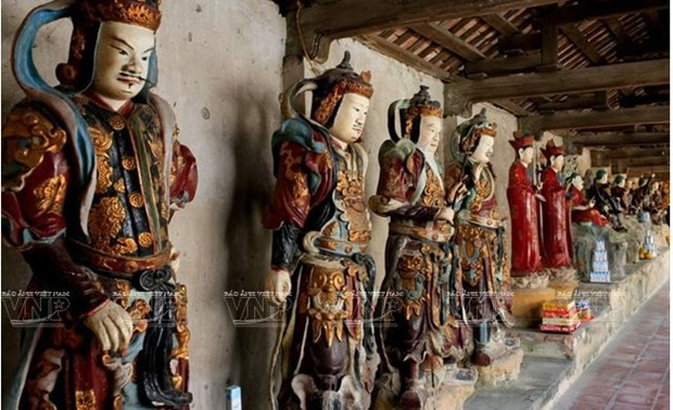 Chua Nom Hung Yen - “Bau vat co xua” cua vung dat pho Hien hinh anh 2