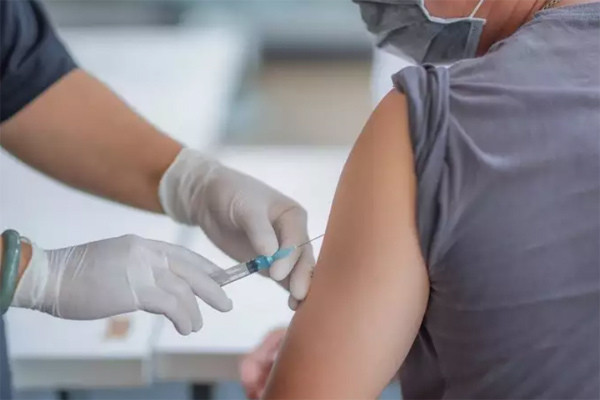 Bảy bệnh mạn tính khiến vắc xin Covid-19 giảm tác dụng