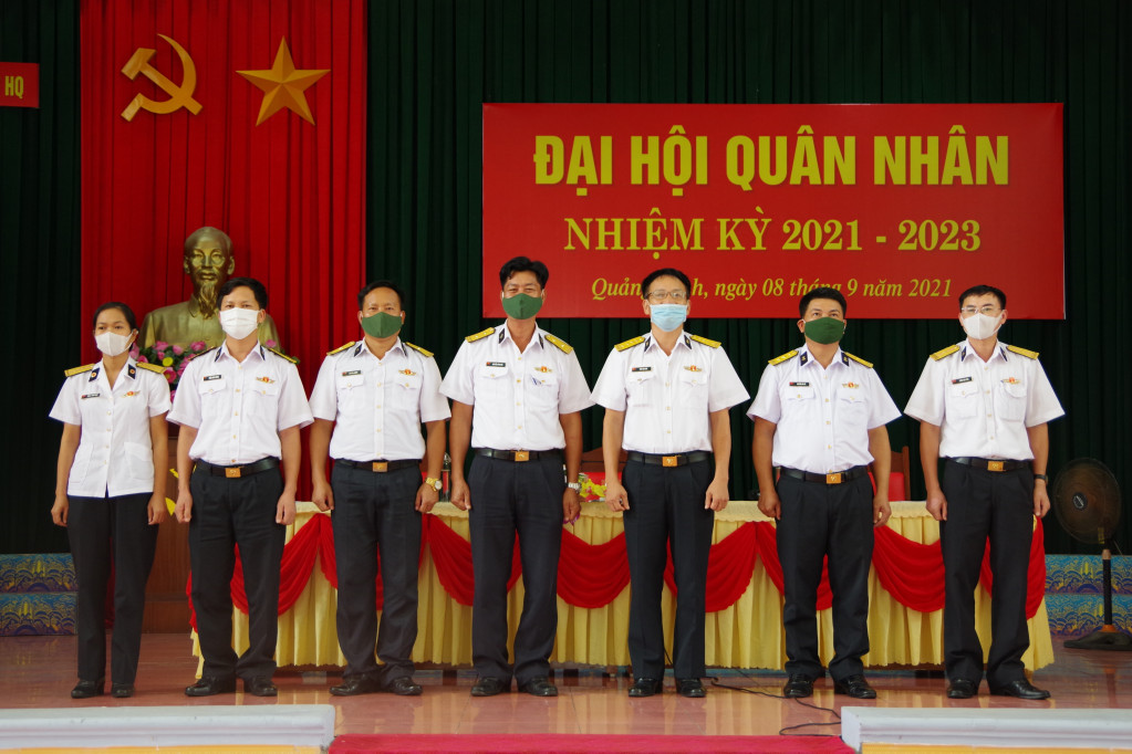 HĐQN nhiệm kỳ 2021-2023 của cơ quan Lữ đoàn ra mắt đại hội.