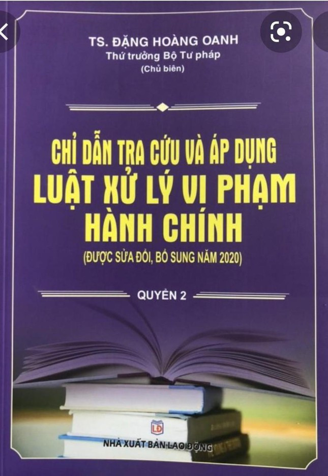 Mạo danh Thứ trưởng Bộ Tư pháp để in sách, chào bán cho đơn vị ảnh 1