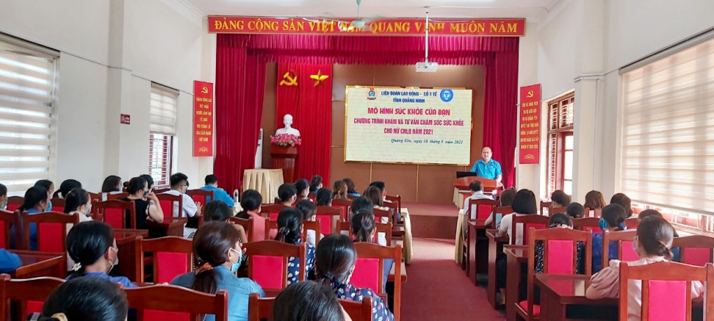 Gần 100 đoàn viên, CNLĐ trên địa bàn thị xã Quảng Yên được tham gia khám sàng lọc.