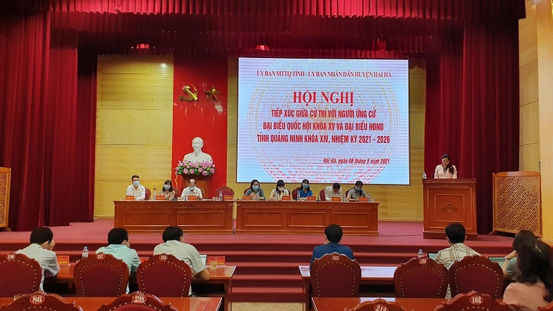Hội nghị tiếp xúc cử tri với người ứng cử ĐBQH khóa XV và đại biểu HĐND tỉnh Quảng Ninh khóa XIV, nhiệm kỳ 2021-2026