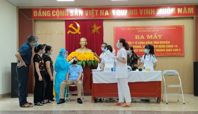 Phụ nữ tích cực tham gia vào các hoạt động xã hội của địa phương 