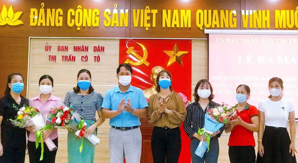 UBND thị trấn Cô Tô ra mắt thí điểm 3 CLB hôn nhân gia đình.