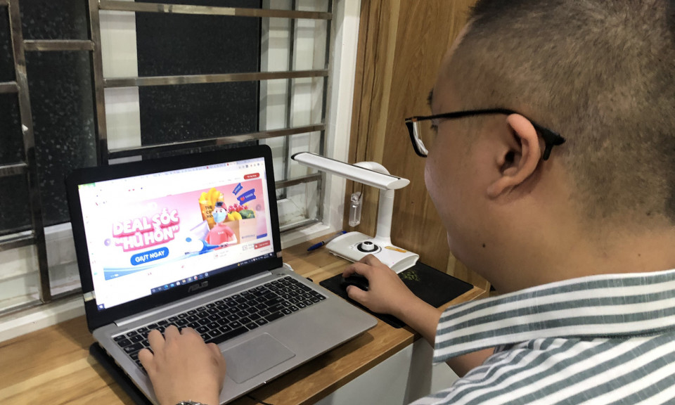 Mua sắm trực tuyến: Lợi ích kép