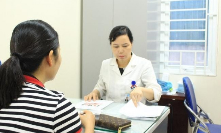 Viêm họng vì dùng điều hòa, nhiều người vội đi khám vì tưởng mắc Covid-19