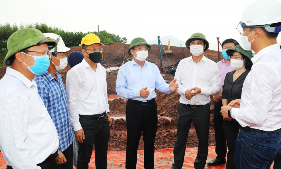 Đảm bảo tiến độ, chất lượng, an toàn trong thi công cao tốc Vân Đồn - Móng Cái