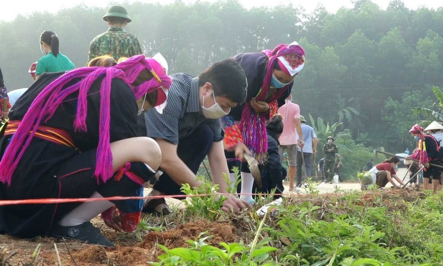 Đồn Đạc quyết tâm về đích nông thôn mới